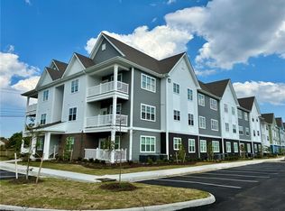 1720 Vankar Dr #104, Virginia Beach, VA 23456