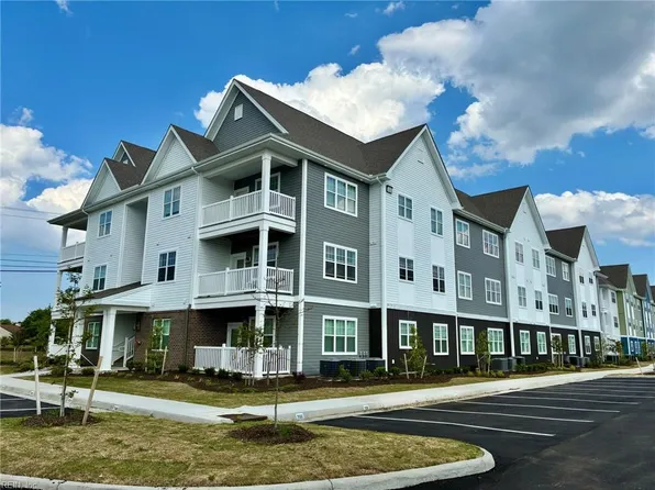 1720 Vankar Dr #104, Virginia Beach, VA 23456
