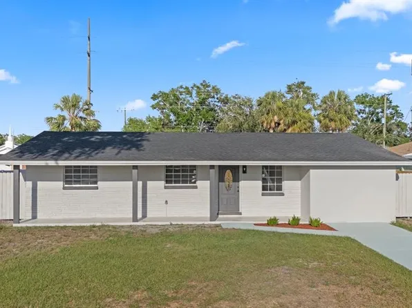 4803 Sierra Madre Dr, Tampa, FL 33634