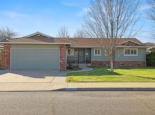 2065 Annhurst Ave, Turlock, CA 95382