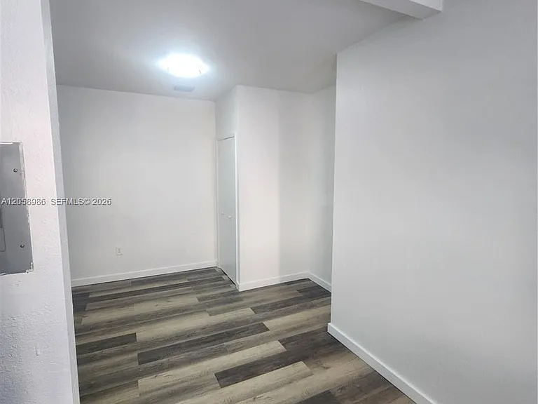 1726 SW 25th Ave #B — Photo 6