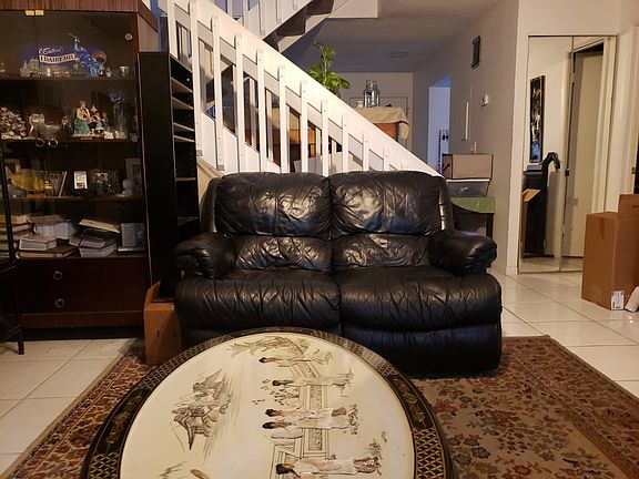 Home For Sale In Country Lake
