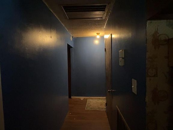 5th image of 225 Gassett Rd