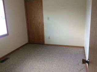 23 3rd St NW #A, Dayton, IA 50530