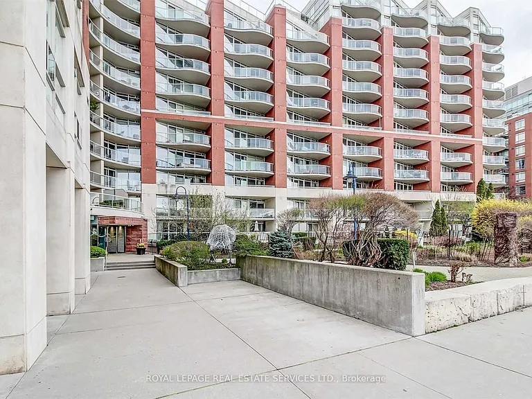 550 Queens Quay W #709 — Photo 26