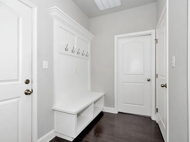 207 Blackwood Dr NW — Photo 12