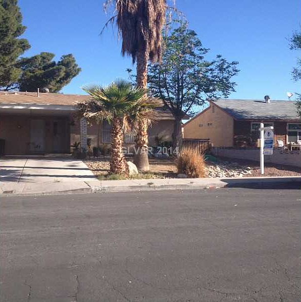 2nd image of 3936 Montebello Ave