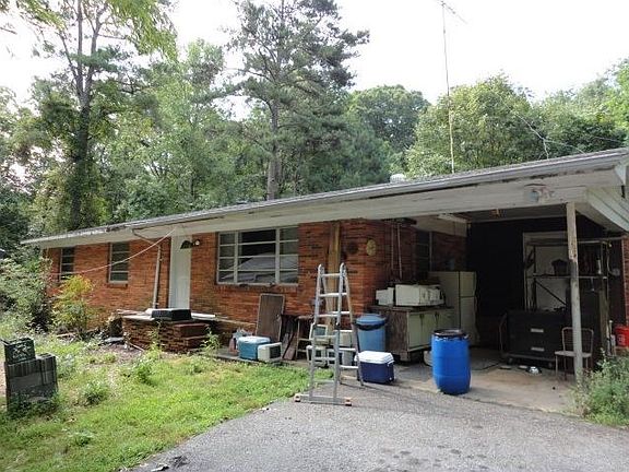 3rd image of 2634 Lynncliff Dr