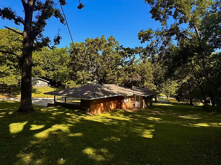 9108 Bluff Dr — Photo 24