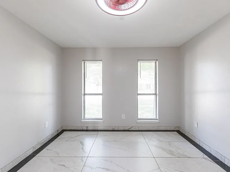 46 Augusta Dr — Photo 28
