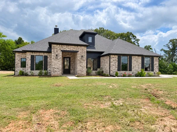 13836 Cedar Hill Cir, Tyler, TX 75703