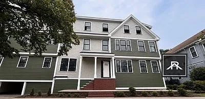 3 bed, 2.0 bath, 1300 sqft, $5,625 — Photo 4