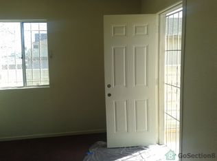 1542 W Century Blvd, Los Angeles, CA 90047
