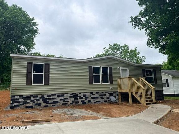 2nd image of 134 Double Cave Rd
