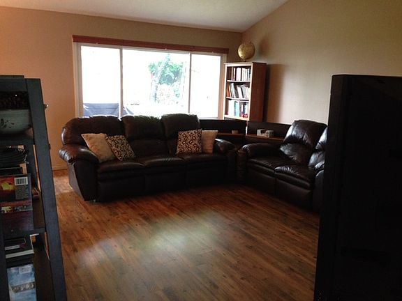 Spacious Living Room