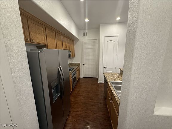 3rd image of 26 E Serene Ave Unit 325