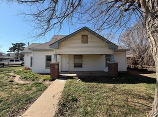 406 NW 1st St, Buffalo, OK 73834