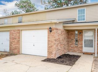 1840 Whispering Oaks Ln, Fort Walton Beach, FL 32547