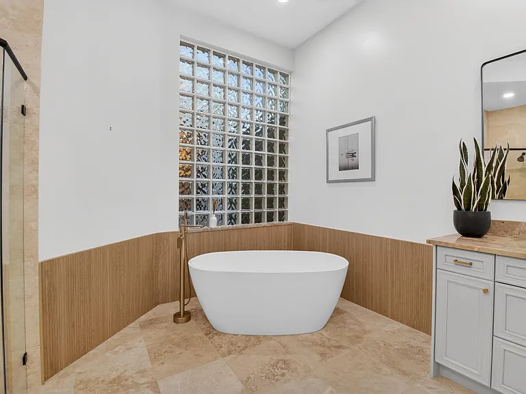 17921 Villa Club Way — Photo 36