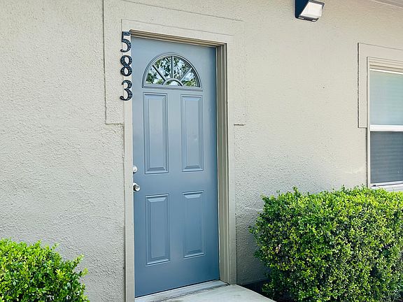 2nd image of 583-583 N Minaret Ave