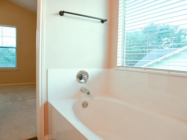 308 Lava Bed Dr — Photo 15