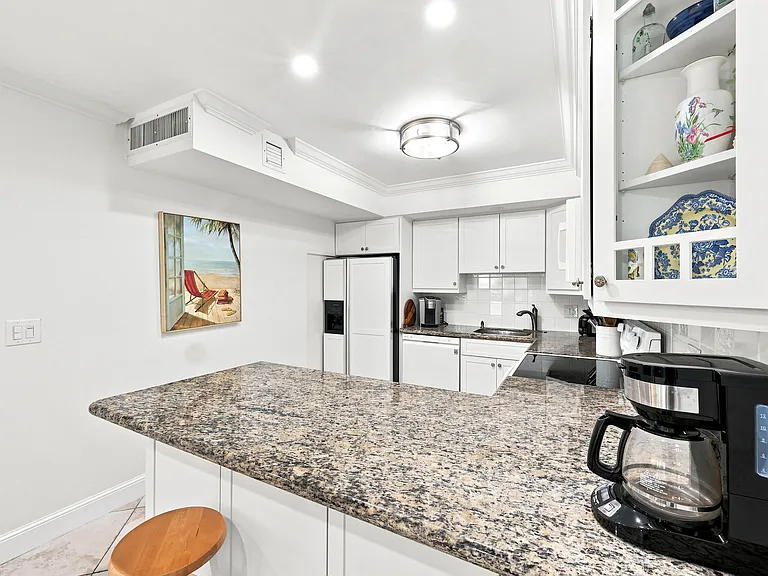 250 S Ocean Blvd #263 — Photo 11