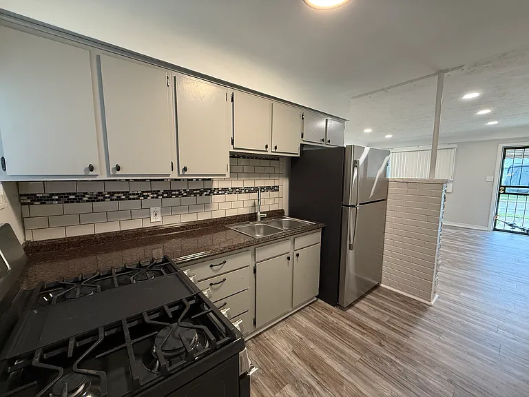 18844 Marquette St #2 — Photo 4