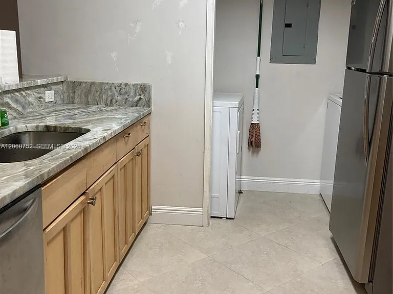 800 Scotia Dr #103 — Photo 6