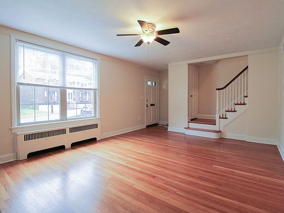 2nd image of 101 S Linwood Ave