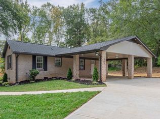 1307 NE Main St, Simpsonville, SC 29681