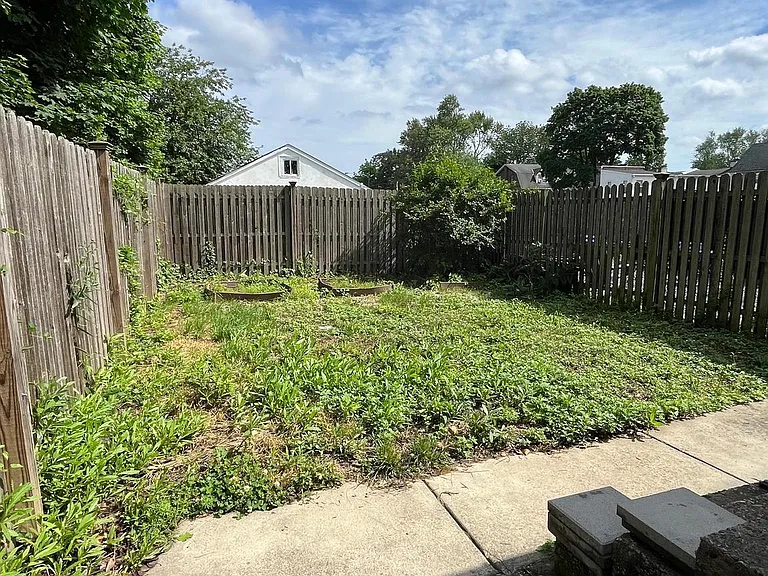 213 Ardmore Ave — Photo 30