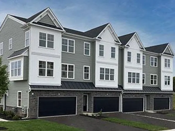 69 Becker Dr #31, Chalfont, PA 18914