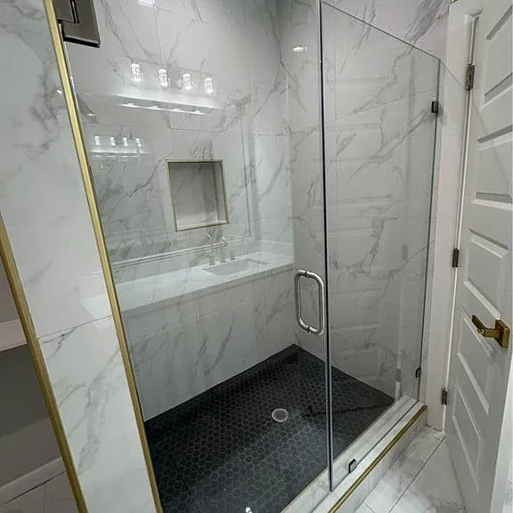 5712 Notre Dame Ave #3 — Photo 7