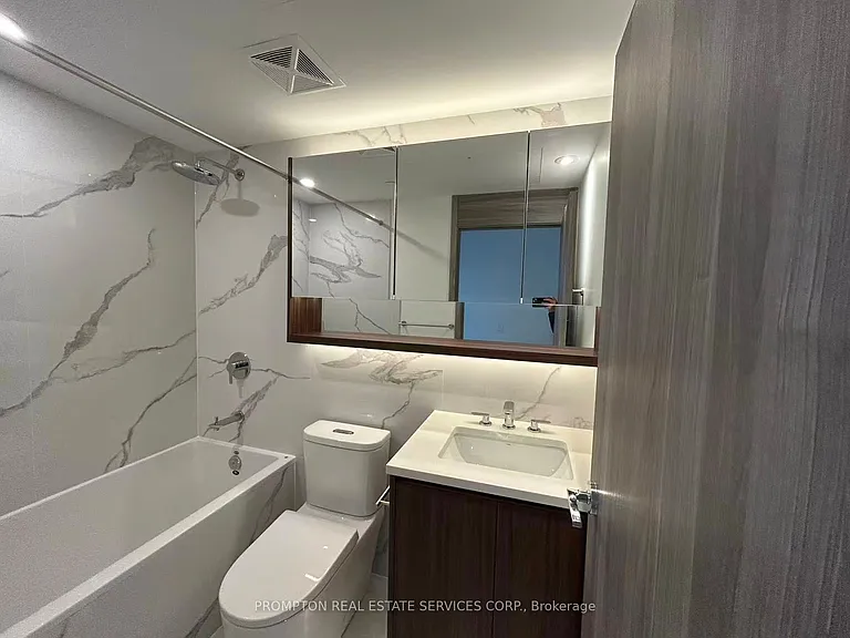 18 Esther Shiner Blvd #1216 — Photo 13