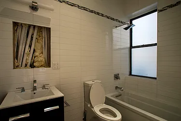 Rented by Cast Iron Real Estate