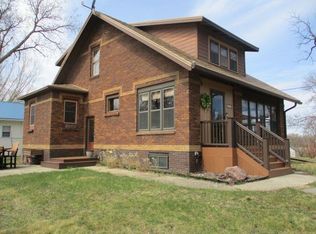 501 Des Moines St, Emmetsburg, IA 50536