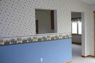 4th image of 427 7th Ave NE