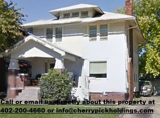 2868 Newport Ave, Omaha, NE 68112