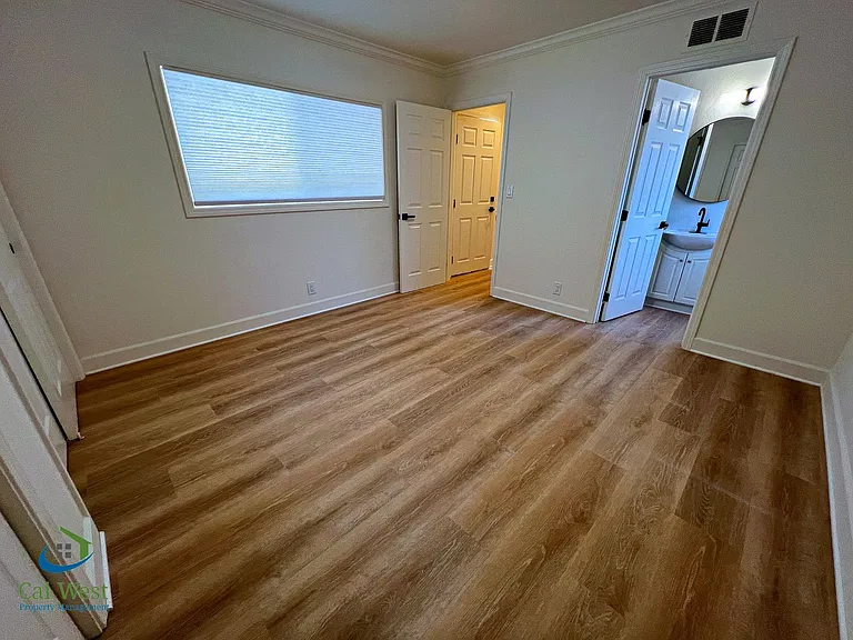 3048 San Luis Rey Ave — Photo 24