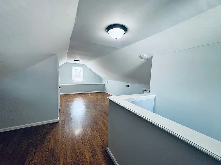 1307 Fort Manor Dr — Photo 9