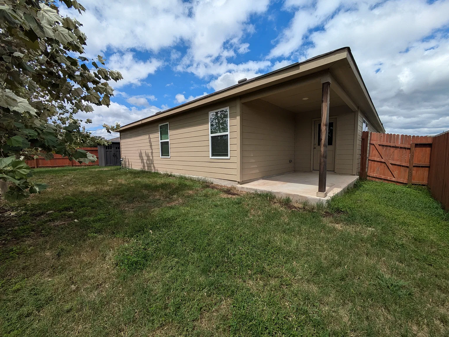3 bed, 1468 sqft, $1,795 — Photo 3