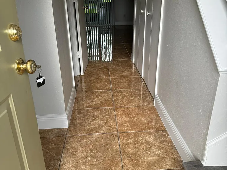 11813 Mintwood Ct — Photo 5