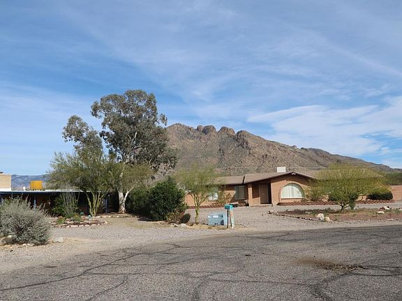 3rd image of 618 W Placita De La Poza