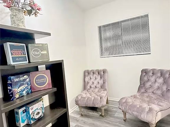5th image of 8845 Mentone Pl