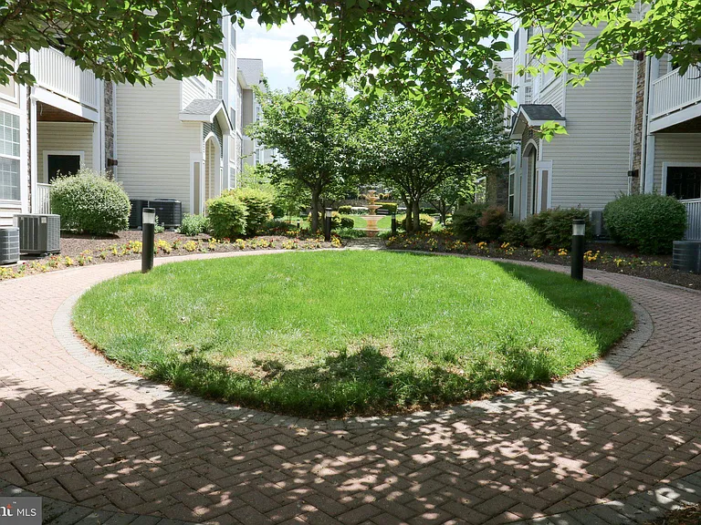 508 Sunset View Ter SE #104 — Photo 27