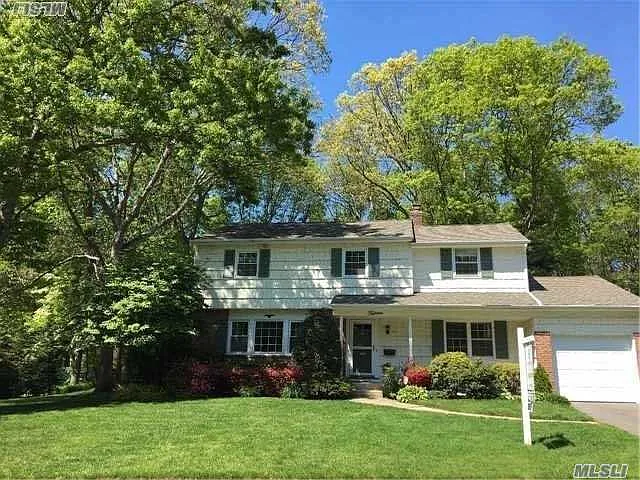 15 Willow Rd photo 1