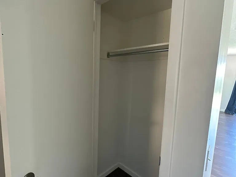 745 E Lazon Dr — Photo 12