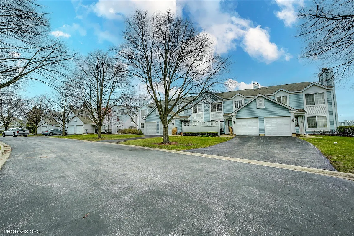Building Photo - 441 Yorktown Ct #441