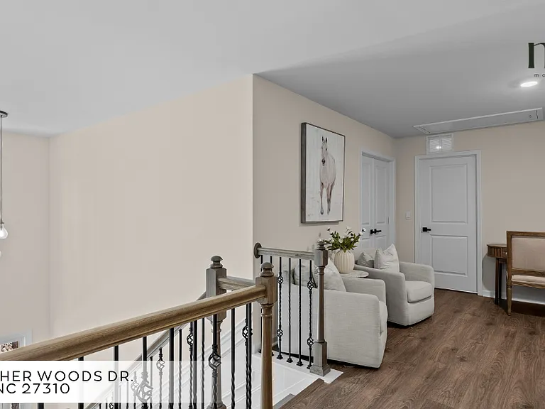 4660 Thatcher Woods Dr — Photo 8