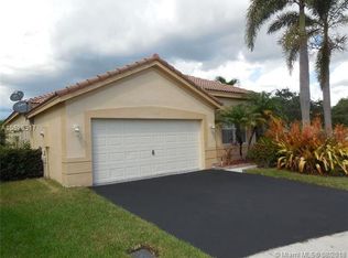 1521 Tamarind Ct, Fort Lauderdale, FL 33327